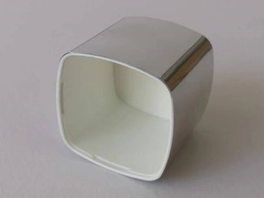 Plastic cosmetic packaging with UV vacuum metallization coating service